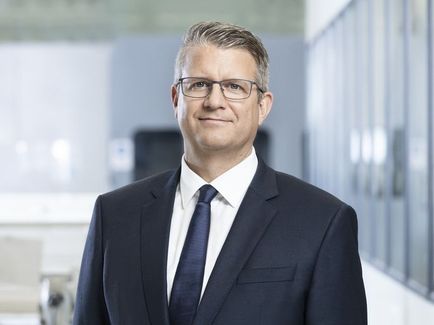 Dr._Uwe_Knotzer