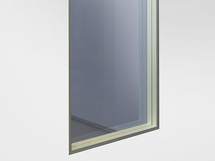 Fenster und Wand in einer Ebene